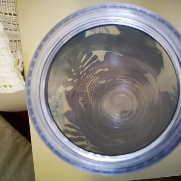 Starbucks 2017 Tropical HTF Venti 24 oz Travel Tumbler with Straw - Picture 9 of 10